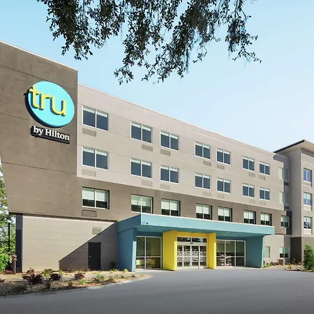 Tru By Hilton Savannah Midtown-2