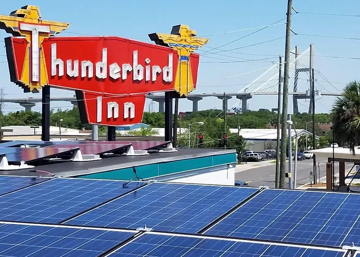 The Thunderbird Inn Savannah