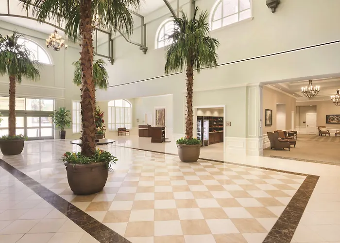 Embassy Suites Savannah Historic District